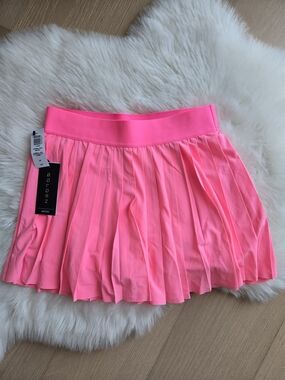 Aritzia Neon Pink Pleated Mini Skirt
